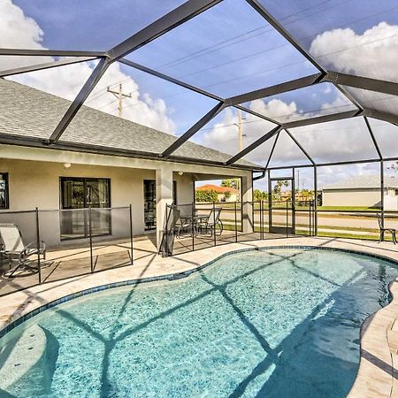 Central Cape Coral House With Private Screened Pool! Exterior photo
